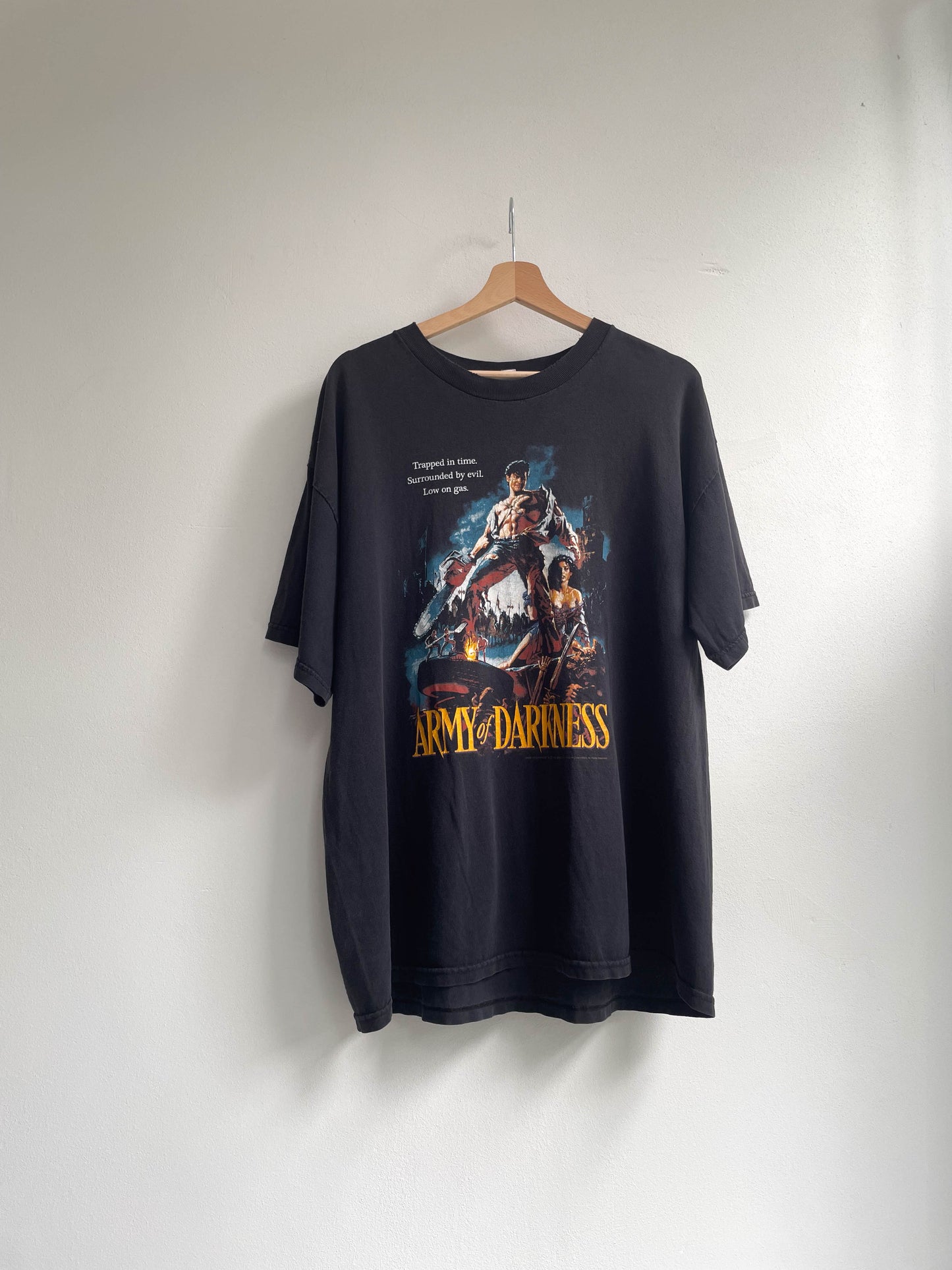Vintage 1993 Army of Darkness Movie Tee - Extra Large
