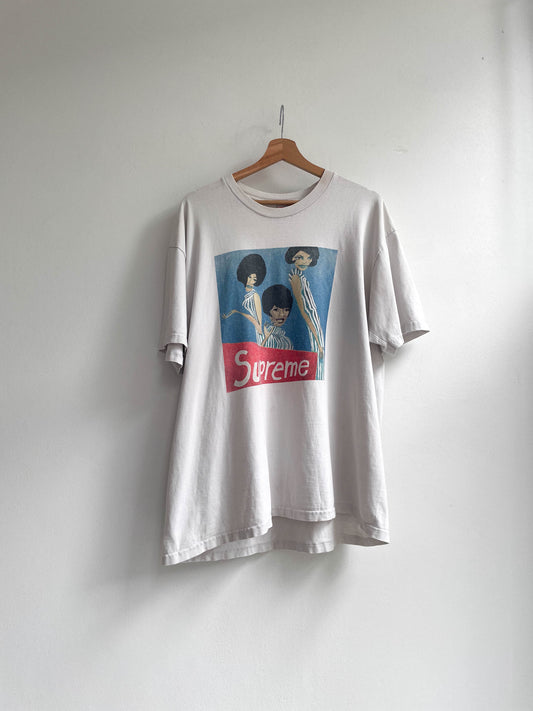 Supreme FW18 Group Tee - Extra Large